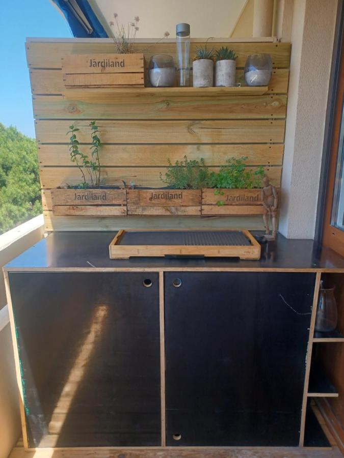Superbe Appartement A 100M De La Mer, Et A Cote De La Base Nature Fréjus エクステリア 写真